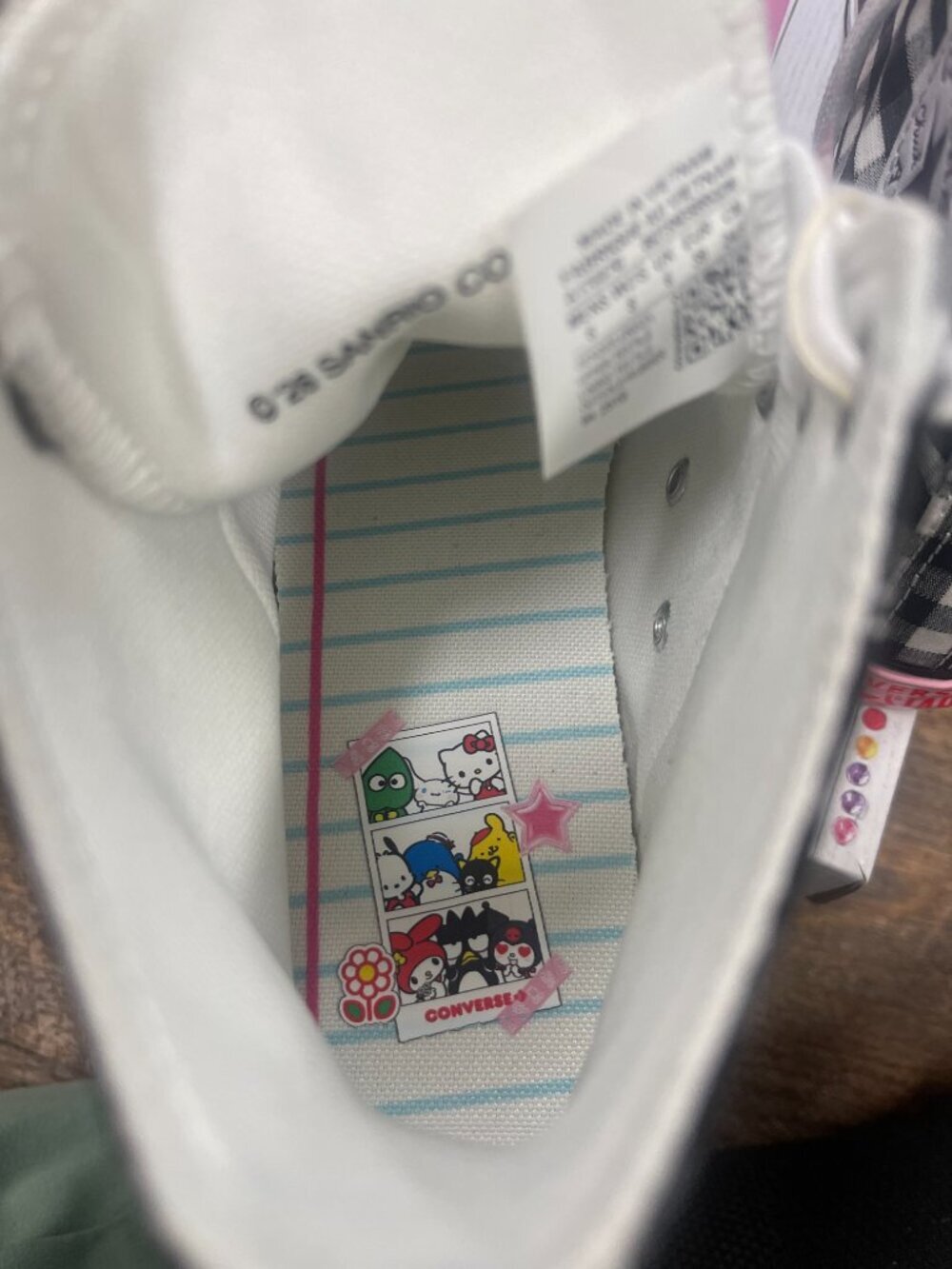 Converse x Hello Kitty & Friends Gingham High Tops NWT Women's 6.5 - Picture 5 of 13